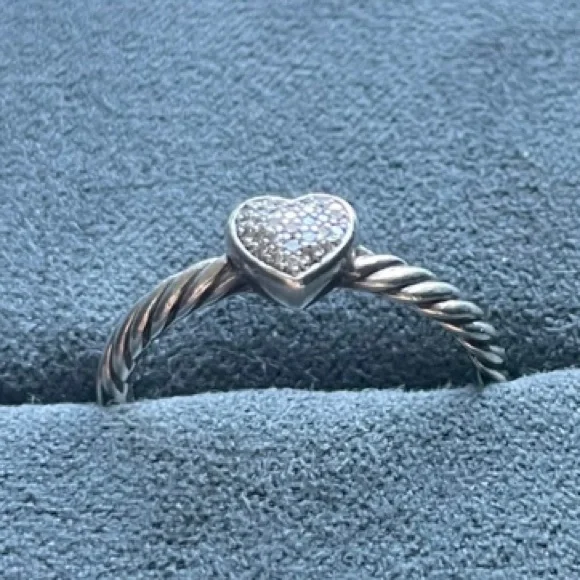 SOLD!!! Yurman diamond heart ring 7 - Picture 2 of 8